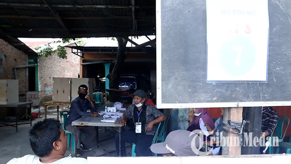 Berita Foto: Antusias Warga Minim Partisipasi Pilkades Serentak di Kabupaten Deliserdang - 18042022_PILKADES_DANIL_SIREGAR-2.jpg