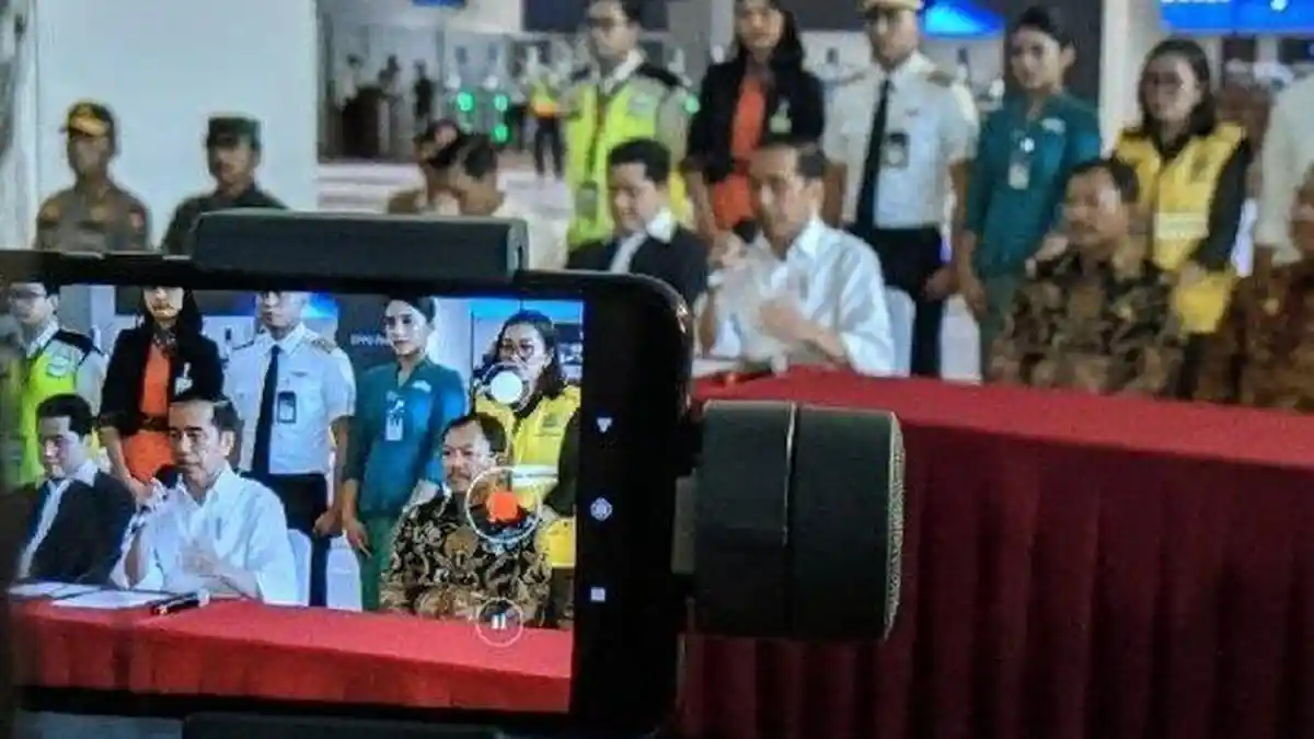 Perintah Jokowi, ASN/PNS dan Sekolah Diliburkan : Kerja dan Belajar dari Rumah Tapi Jangan Kendur