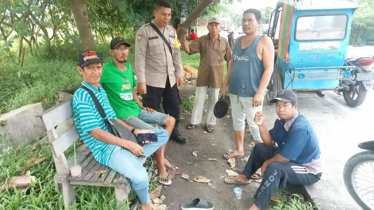 Bhabinkamtibmas Polres Tebing TInggi Sambangi Warga Imbau Pesan Kamtibmas