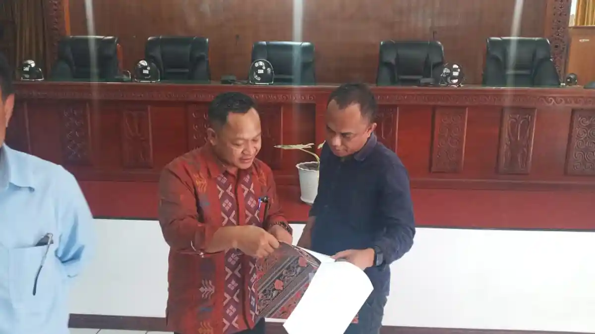 DPRD Torut Imbau Pemkab Tetap Bersinergi dengan DPRD Bahas Anggaran Pemilu 2024