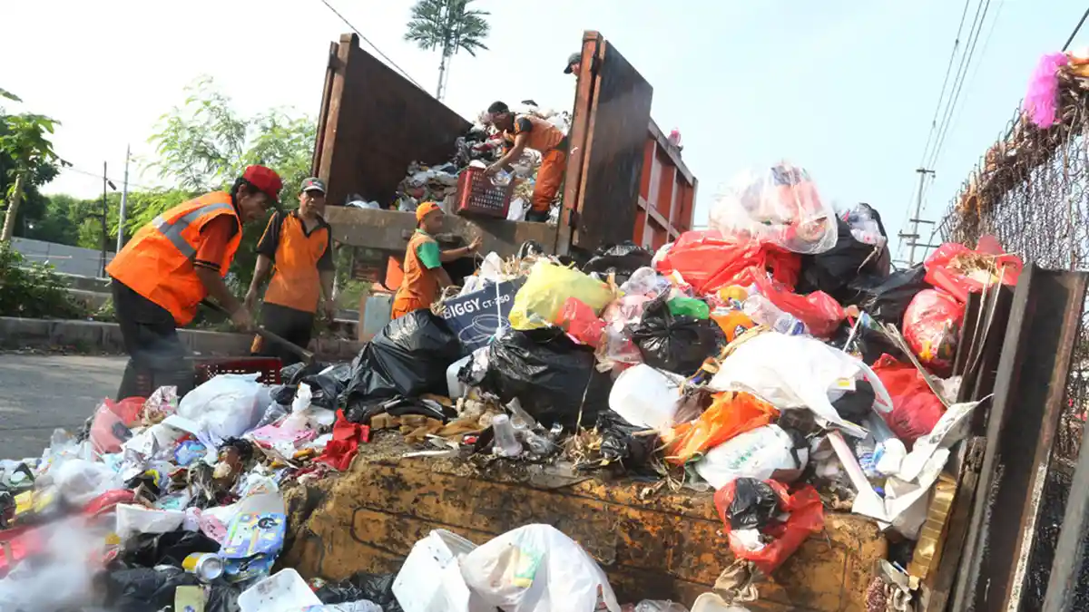 Lebaran, Sampah di Jakarta Berkurang