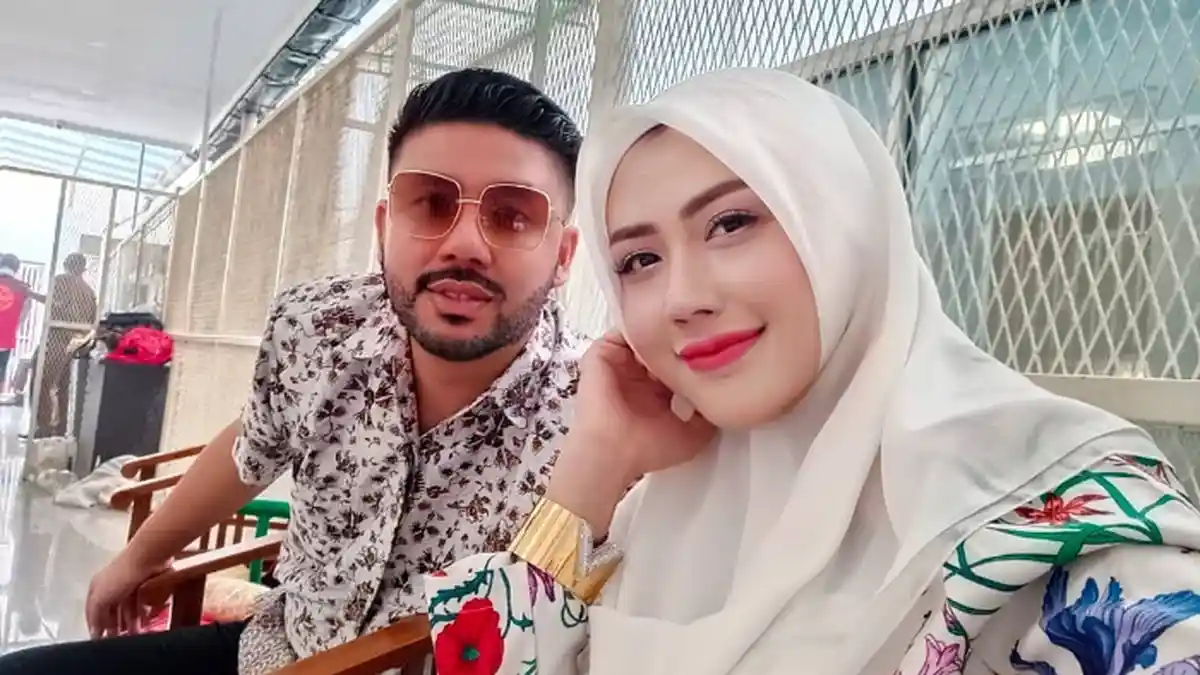 Tanggapi Isu Perceraian Putrinya, Ayah Rey Utami Sebut Kemungkinan Pablo Benua Banyak Tekanan
