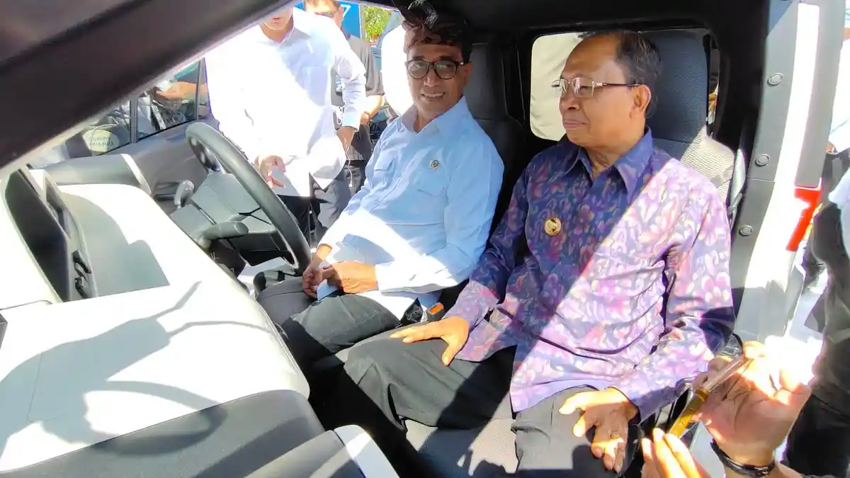 Gubernur Bali Minta Pabrik Mobil Listrik Dibangun di Pulau Dewata