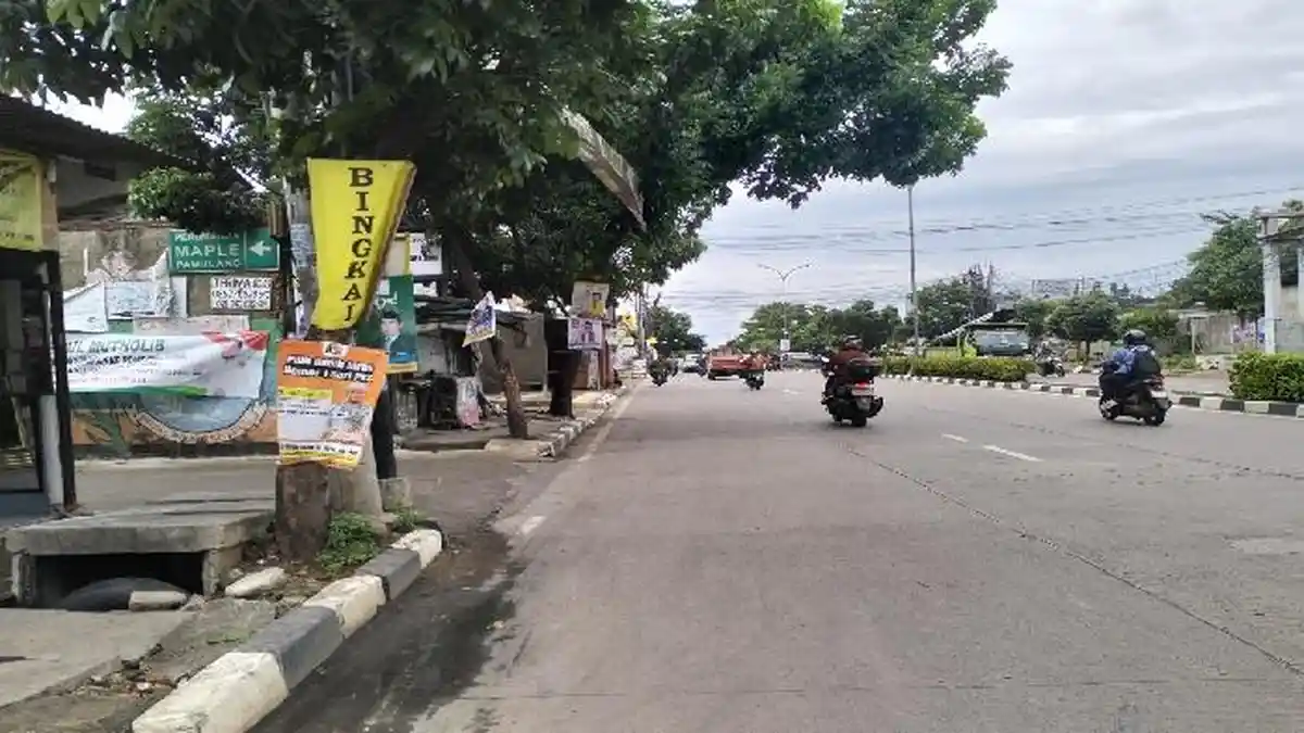 Banyak Temukan Pelanggaran Pemasangan APK Pemilu Bawaslu Tangsel Minta Caleg Sadar Diri