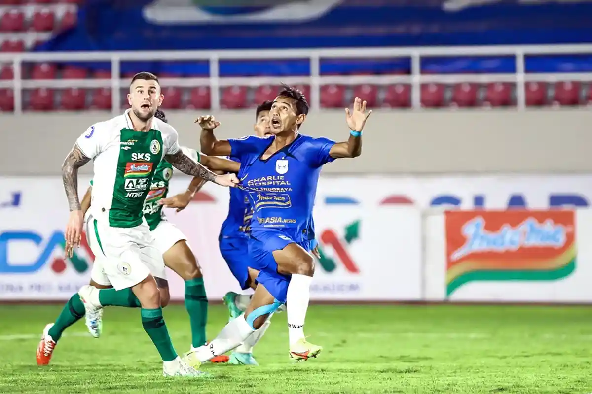 Tanpa Walsh! Ini Susunan Pemain PSIS Semarang Vs PSS Sleman