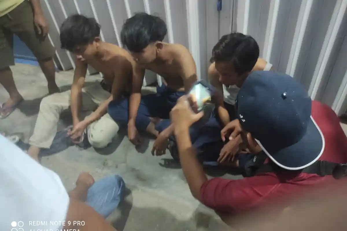 Geng Motor Serang Warga Eks Lokalisasi Pucuk, Lima Cewek Ditangkap Dalam Kondisi