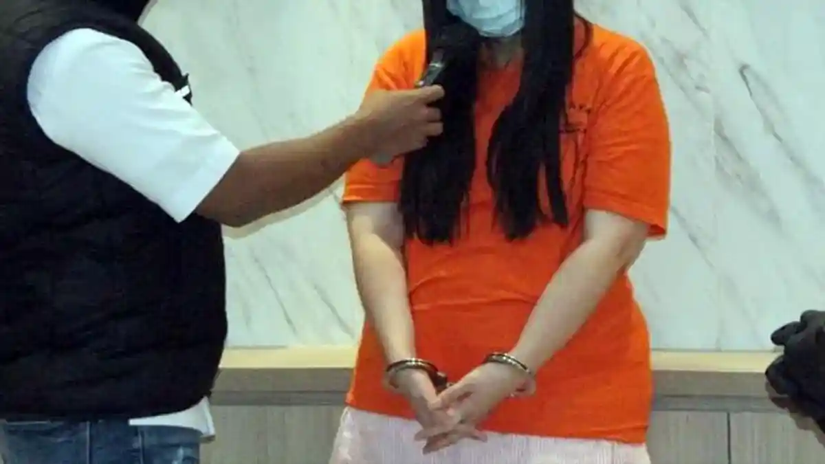 KRONOLOGI Istri Bunuh Suami di Cibinong, Berawal Dari Mi Instan Kurang Matang Hingga Soal ATM Gaji