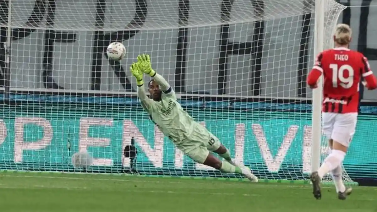 Potensi AC Milan Lepas Mike Maignan, Patok Harga Rp766 Miliar