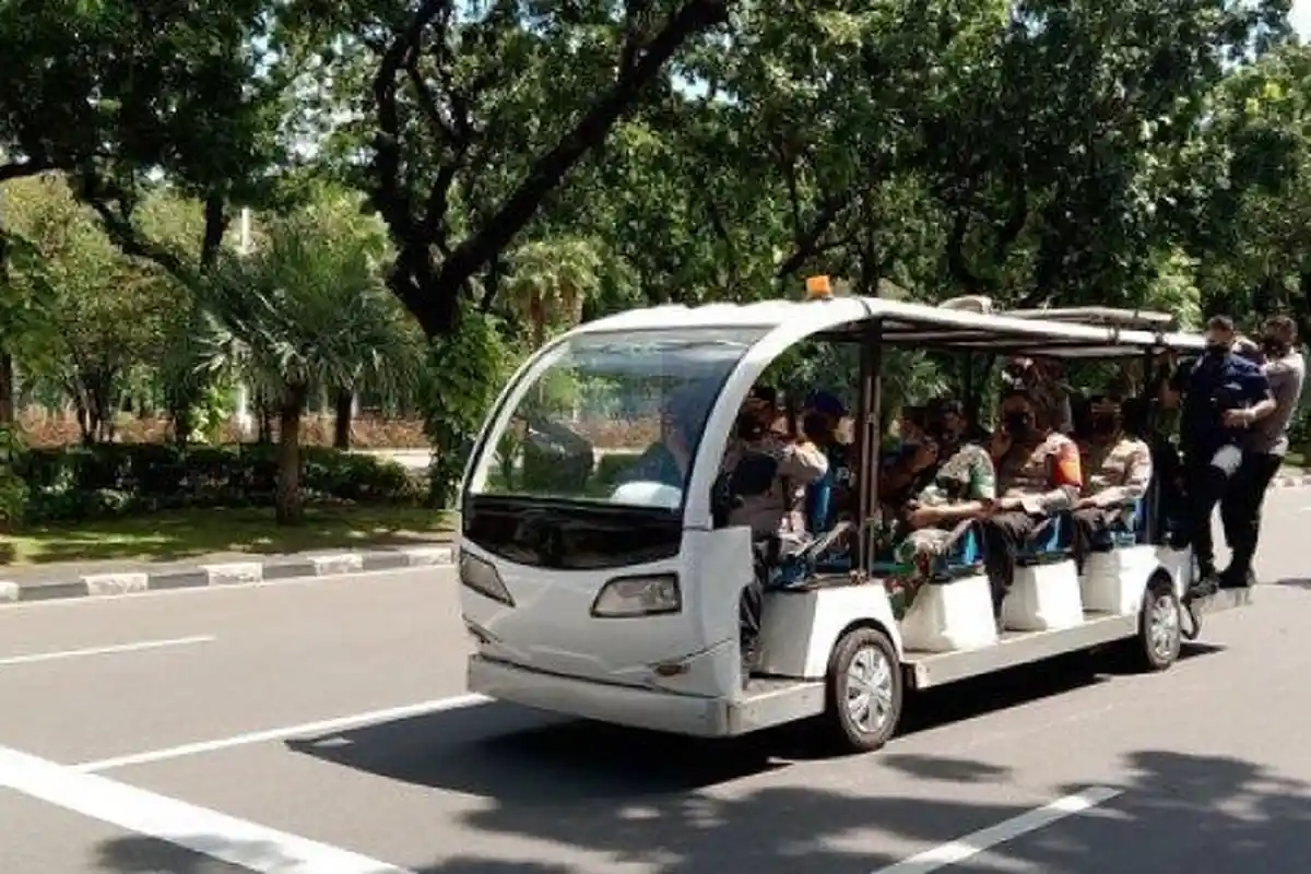 Gaya Kapolda Metro dan KSAD Pantau Langsung Massa Reuni 212 di Sekitaran Monas 