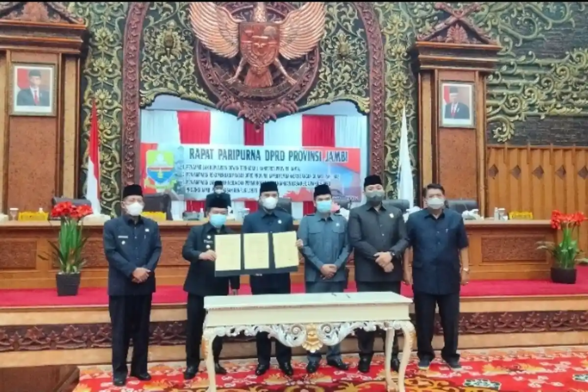 Paripurna DPRD Provinsi Jambi Dilaksanakan pada Malam Hari, Ini Tiga Agenda Pembahasannya