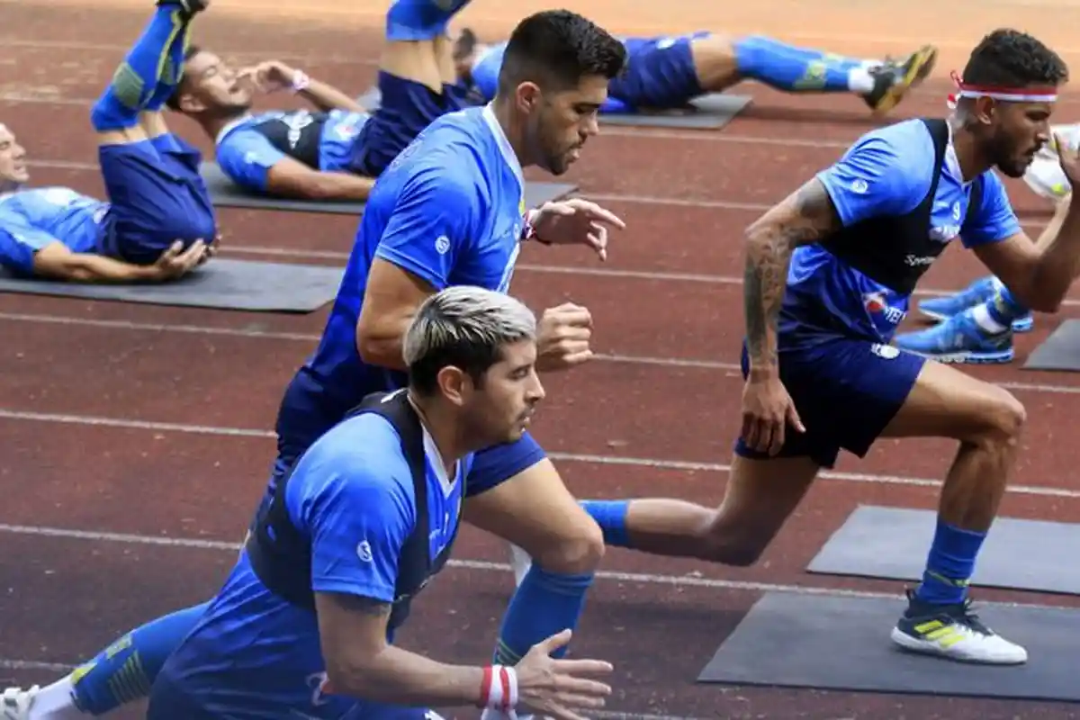 INGIN Fasih Bahasa Sunda, Pemain Persib Ini Sebut 2 Nama, Kim Hanya Ngerti, Pemain Asing Sudah Coba