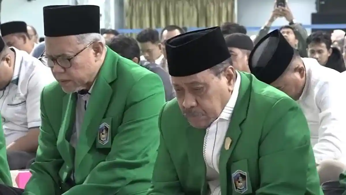 Dirangkaikan Haul Muassis, Doa dan Zikir Bulanan UMI Tutup Rangkaian Milad ke-72 - Tribun-timur.com