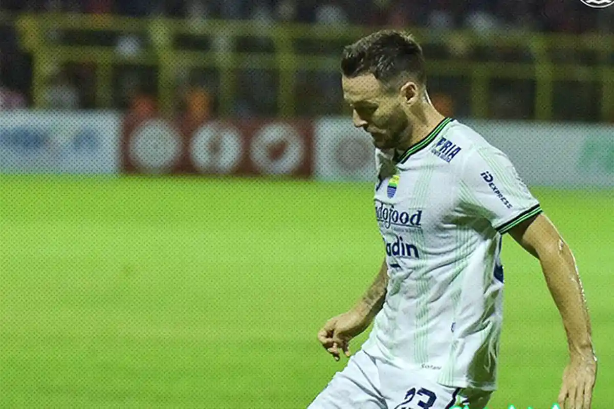 Marc Klok Ungkap Situasi Tak Ideal Persib di Awal Liga 1: Ditinggal Luis Milla, Kini Kalah Lawan PSM