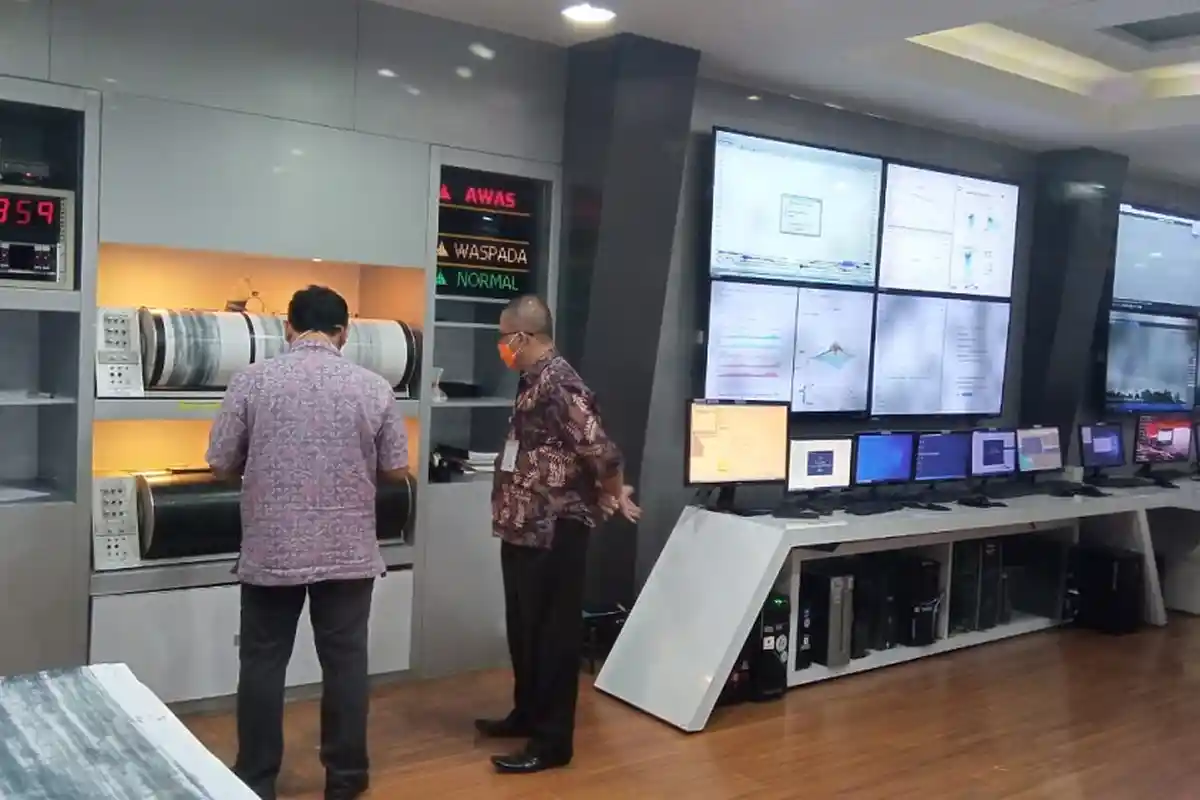 ERUPSI Gunung Merapi, BPBD DIY : Belum Ada Ancaman Bahaya ke Masyarakat Secara Lebih Luas