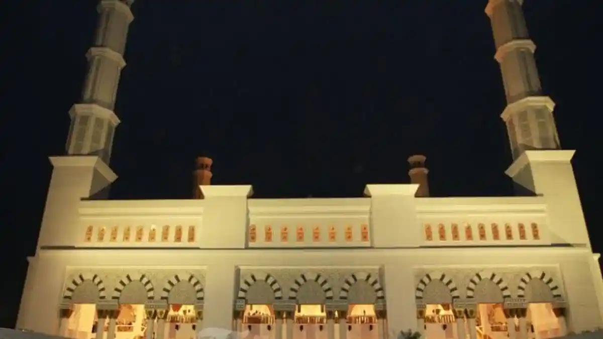 Jadwal Imsakiyah Malang, Batu, Surabaya Selasa 17 Maret 2026 Lengkap dengan Prediksi Idulfitri 1447H
