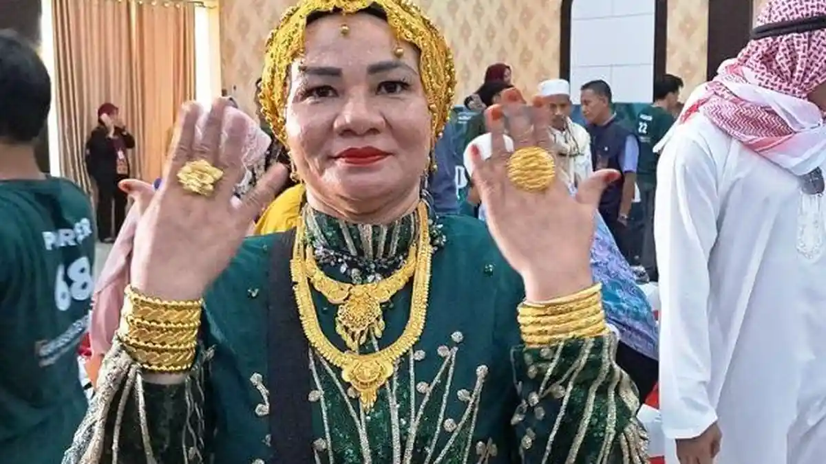 Emas 100 Gram yang Dibeli di Mekkah Ternyata Imitasi, Suarnati Daeng Tertipu? Ini Pengakuannya