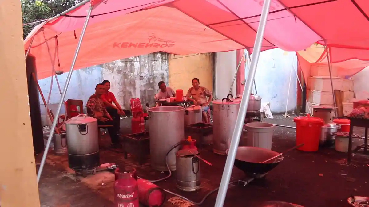 Potret Sentra Tumou Tou Manado Sulawesi Utara Masih Jadi Dapur Umum ...