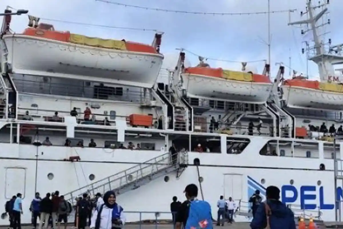 UPDATE Jadwal Kapal Pelni Kelimutu 10 - 21 November 2025: Jakarta, Semarang, Pontianak