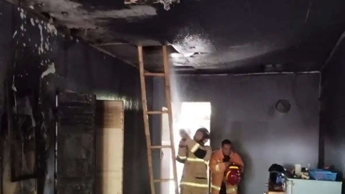 Korsleting Listrik Picu Kebakaran Rumah di Wanareja Cilacap Terbakar