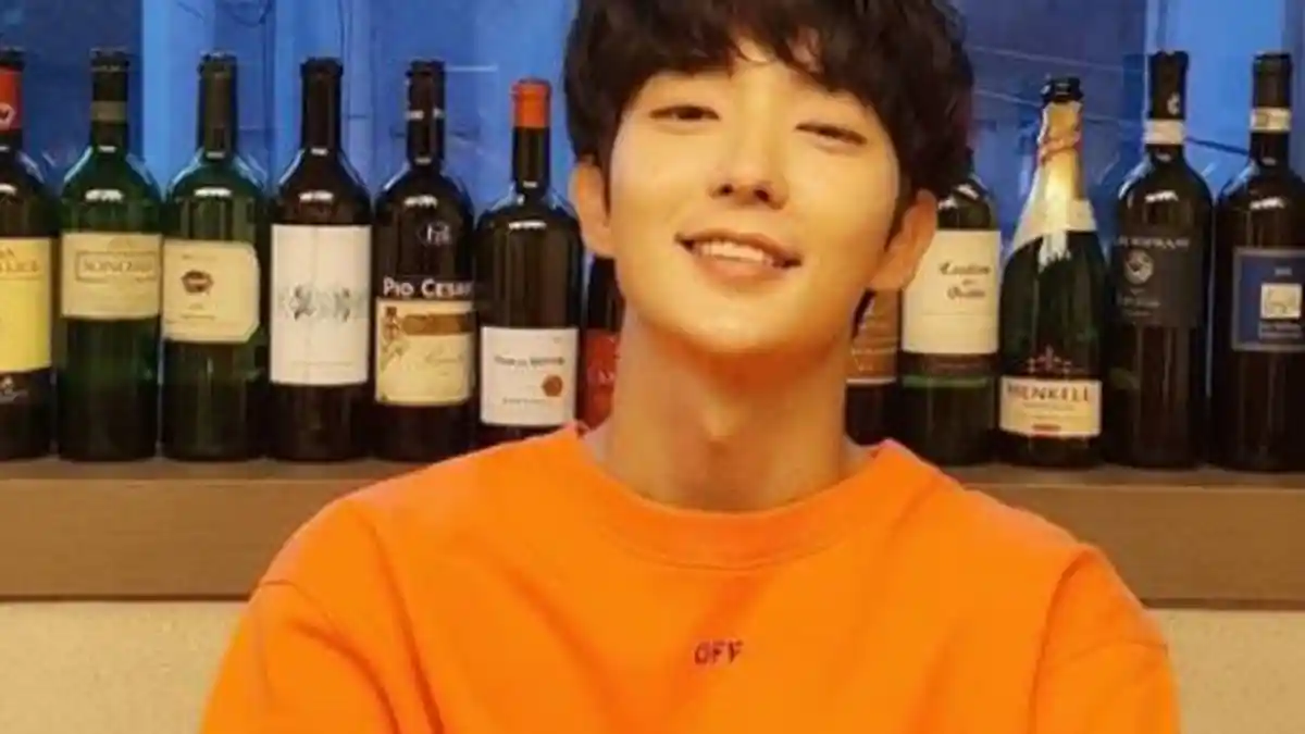 Aktor Lee Joon Gi Ngaku Sudah Lama Tidak Makan Gandum dan Nasi