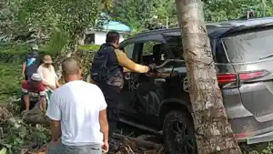 Kecelakaan-Tunggal-Fortuner-Hitam-di-Taipa-Konawe-Utara-Akibat-Hilang-Kendali-Tak-Ada-Korban-Jiwa.jpg