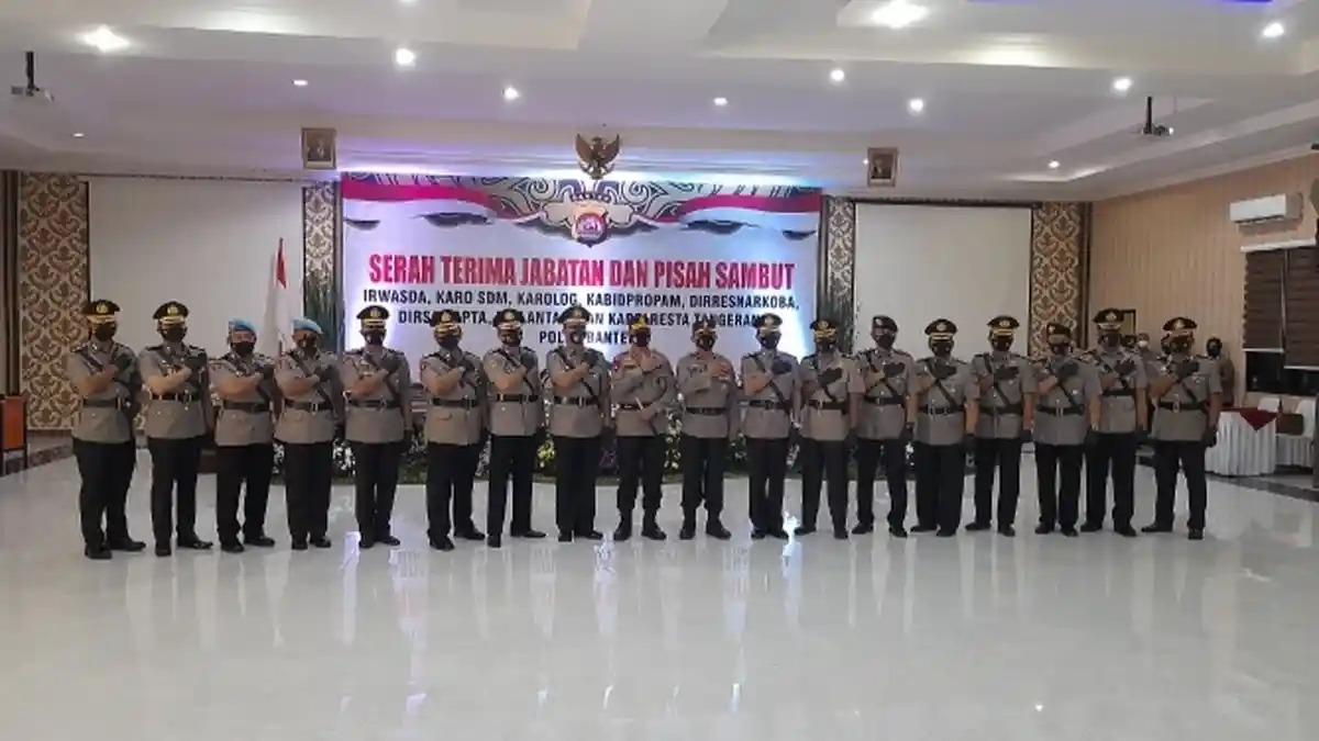 Serah Terima Jabatan, 7 Pejabat Utama Polda Banten dan Kapolresta Tangerang Resmi Berganti