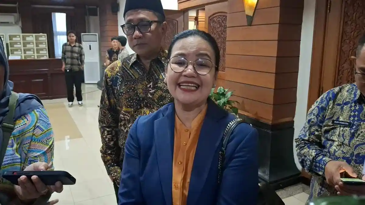 Wali Kota Semarang Agustina Wilujeng Lantik 12 Pejabat Eselon II Baru