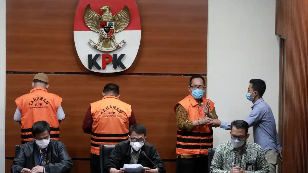 KPK Ungkap Konstruksi Perkara yang Jerat Hakim Itong: Kode Kata Upeti untuk Samarkan Pemberian Uang