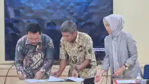 PENANDATANGANAN-Direktur-PT-St-Morita-Fasdarma-M.jpg