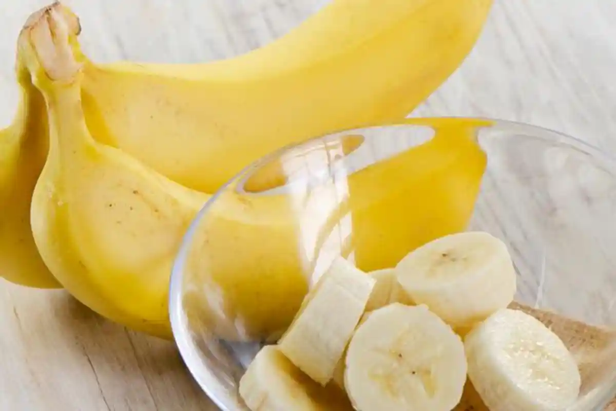 Jaga Kecantikan Kulit Wajah dengan Masker Pisang, Ini Cara Membuatnya