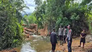BANJIR-BANDANG234r5we.jpg