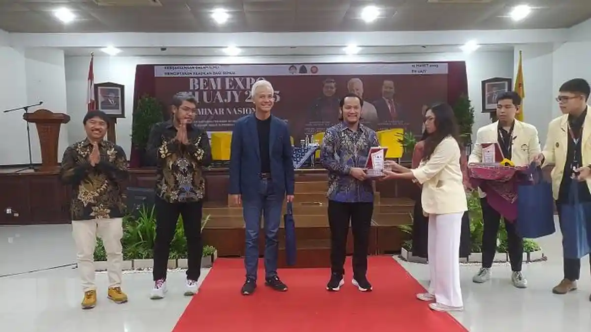 Isi Seminar di UAJY, Ganjar Bicara Reformasi dan Pemberantasan Korupsi