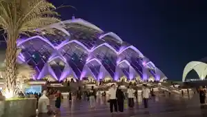 Suasana-malam-di-Masjid-Raya-Al-J.jpg