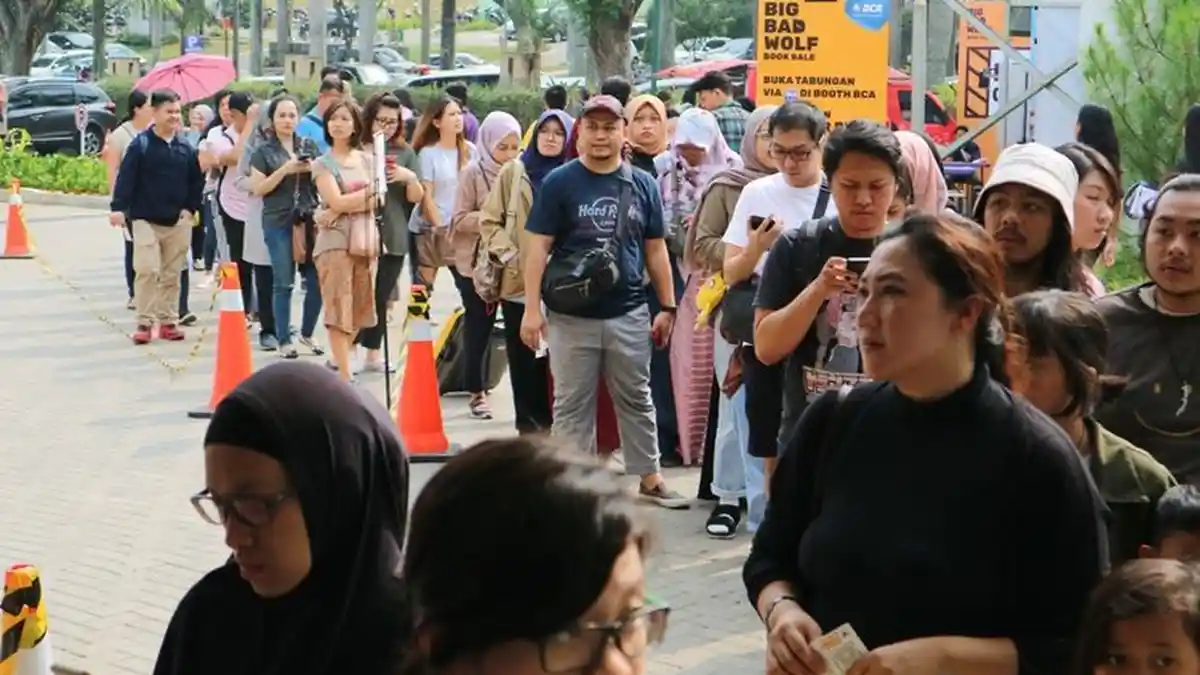 Pengunjung Bazar Buku Big Bad Wolf di Kotabaru Parahyangan Membeludak, Ini Tips Bagi Pengunjung