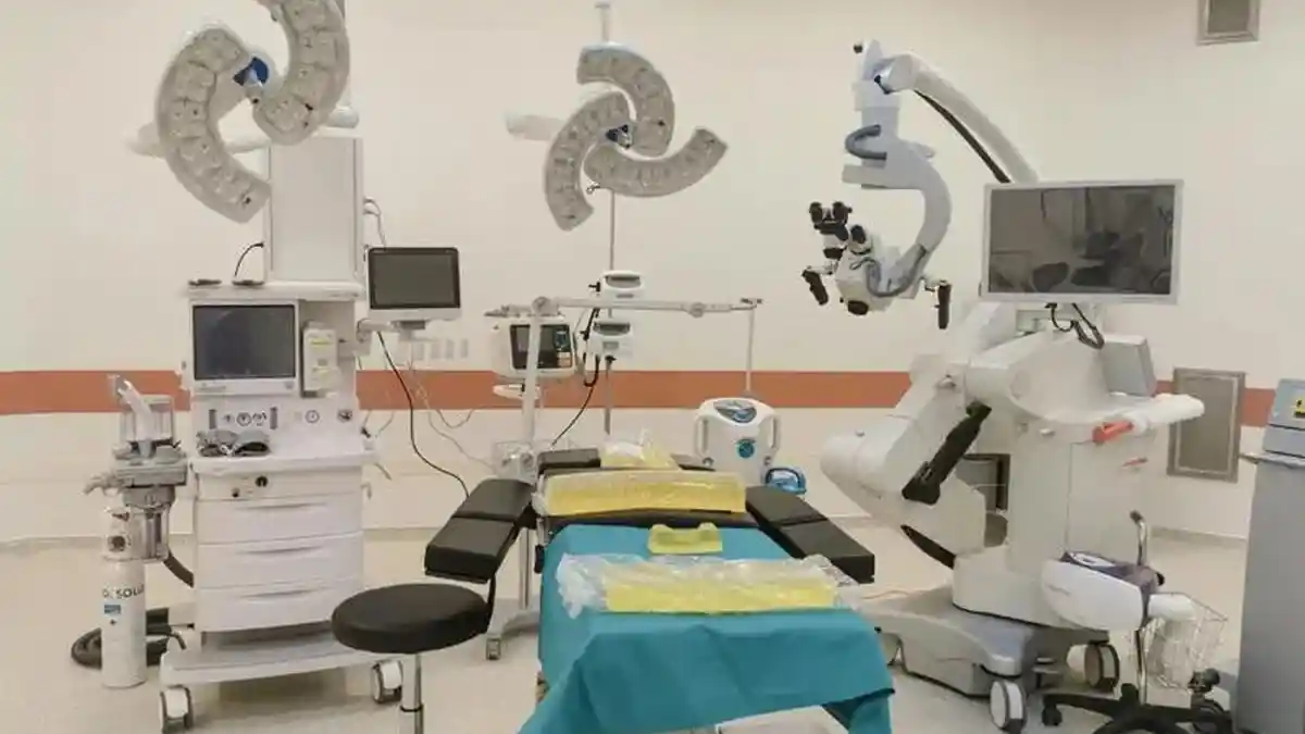 Dokter di Inggris Kepergok Mesum dengan Perawat di Ruang Operasi Saat Ada Pasien Terbaring