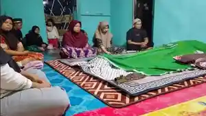 Jenazah-Hamdan-47-saat-berada-di-rumah-duka.jpg