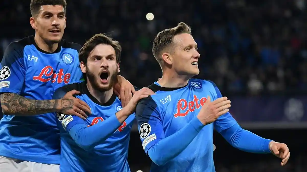 Hasil Napoli vs Frankfurt, Victor Osimhen 2 Gol, Zielinski 1 Gol, Napoli ke Perempat Final