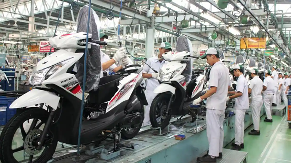 KSPI Prediksi Bakal Ada PHK Massal di Industri Pendukung Otomotif Roda Dua