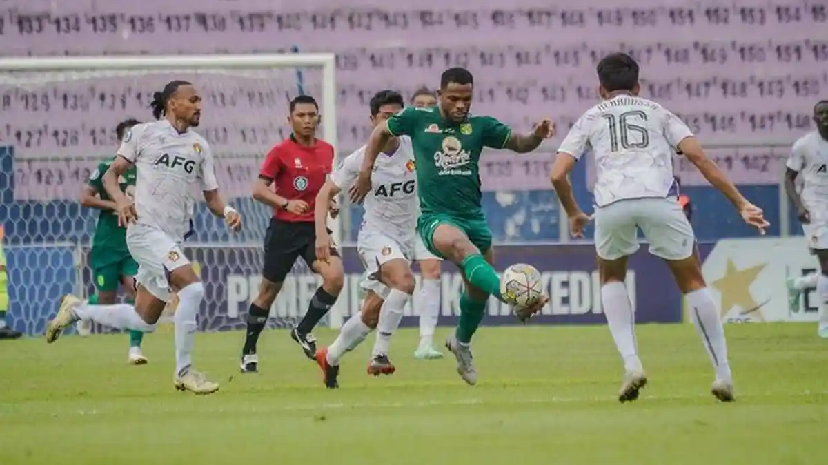 Jadwal Liga 1 Pekan 17: Persik Vs Persebaya, Persib Vs PSS, PSIS Vs Persija, Persis Vs Bhayangkara