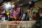 Dirjen Kemendag Tinjau Uji Coba PeduliLindungi Pasar Baltos Bandung