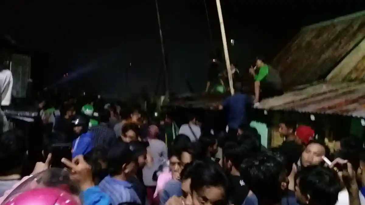 Pemadaman Masih Berlangsung di Kawasan Padat Penduduk Dekat Pasar Cidu