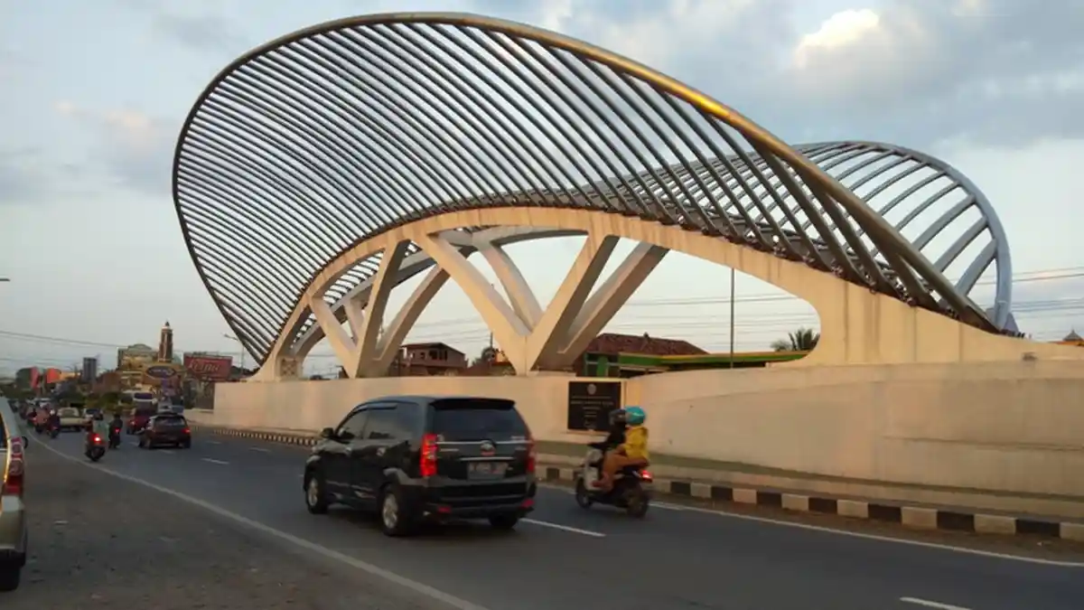 Enam Spot Populer di Kudus yang Bisa Diabadikan Gambarnya oleh Pemudik