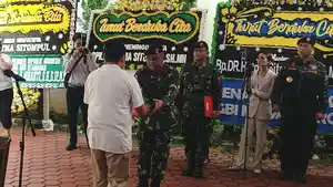 Keluarga-serahkan-pemakaman-Hotma-Sitompul-secara-militer.jpg