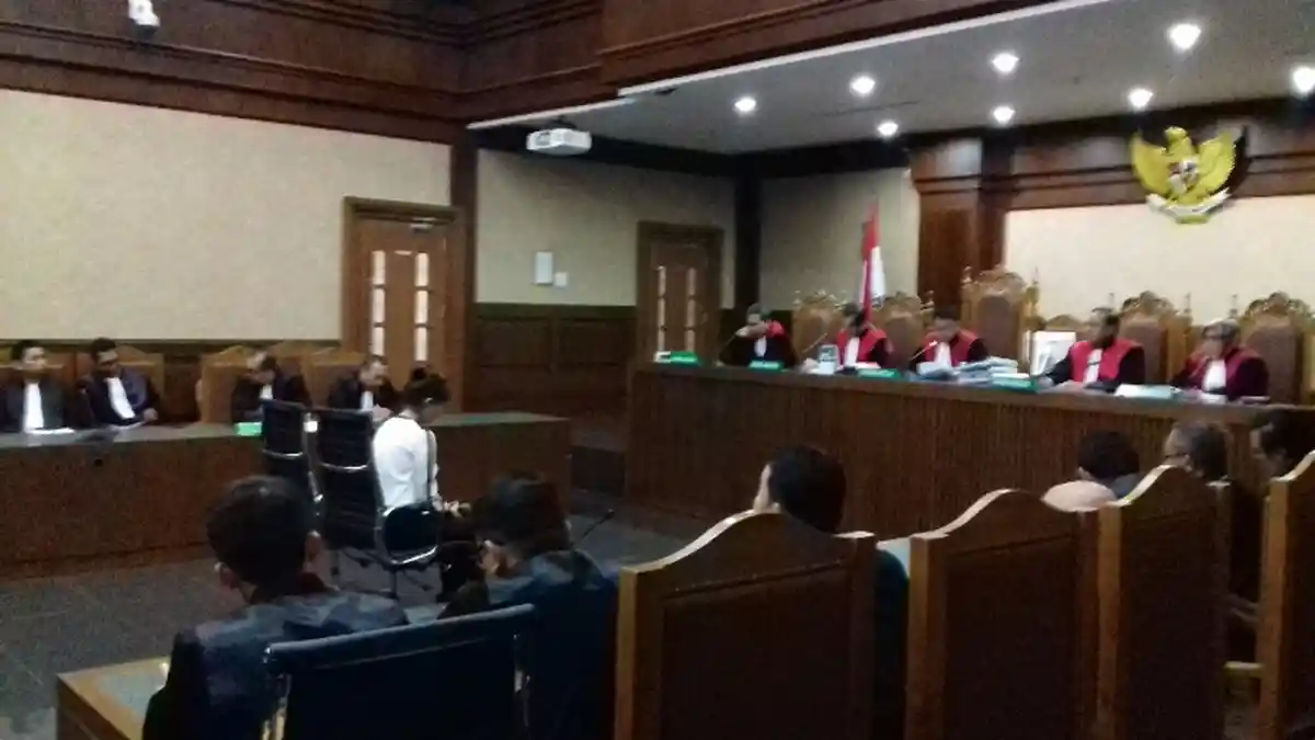 Ng Fenny Divonis 5 Tahun dan Denda Rp 200 Juta Beri Suap Patrialis Akbar