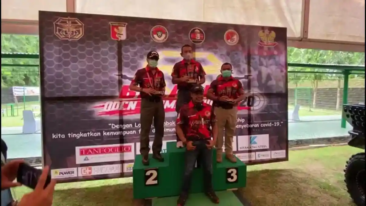 Menkumham Yasonna Raih Juara 2 Lomba Tembak Baladika Open Championships 2020 yang Digelar Kopassus