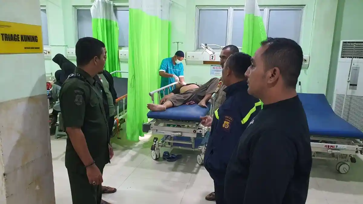 Masuk Ke Rumah Janda Dini Hari, Pria di Langsa Bonyok Dihajar Warga, Pelaku Mesum Dibawa Ke RSUD