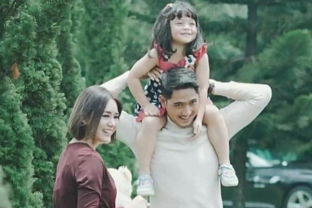 Bocoran Ikatan Cinta 24 Februari 2021: Hasil Tes DNA Reyna, Al Takut Andin dan Nino Kembali Bersama