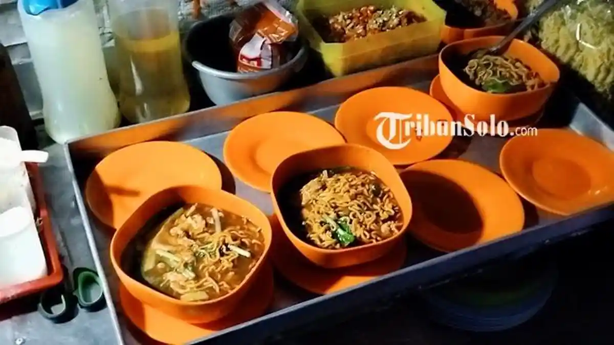 3 Kuliner Mie Nyemek Enak di Solo Jateng, Cocok Disantap saat Malam Hari