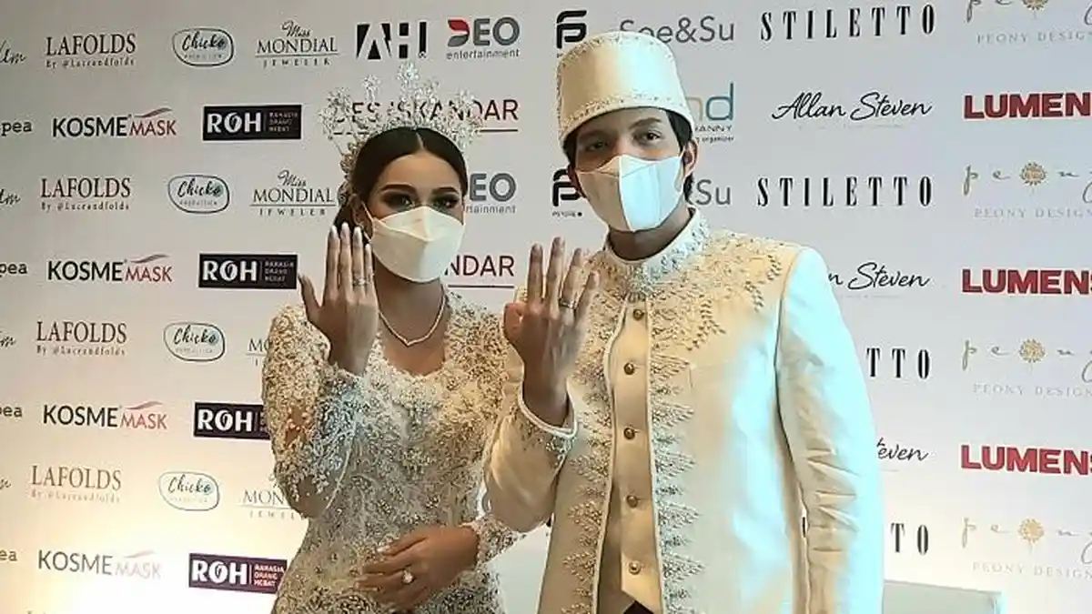 Isi Suvenir Pernikahan Atta-Aurel Dibongkar Melaney Ricardo, Isinya Makanan, Parfum, hingga Kalung