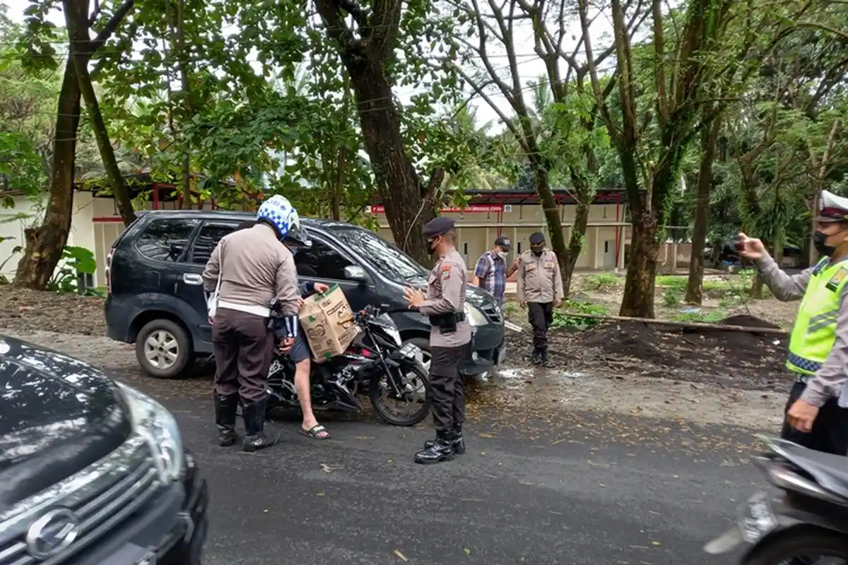 Sat Lantas Polres Minut Lakukan Operasi Keselamatan Samrat 2022, Pengendara: Makasih Komandan